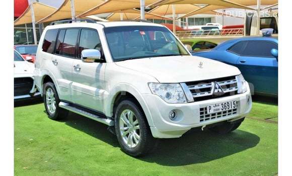 Buy Import Mitsubishi Pajero White Car in Import - Dubai in Ashanti Buy Import Mitsubishi Pajero White Car in Import - Dubai in Ashanti