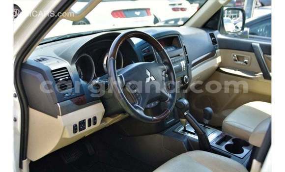 Buy Import Mitsubishi Pajero White Car in Import - Dubai in Ashanti Buy Import Mitsubishi Pajero White Car in Import - Dubai in Ashanti