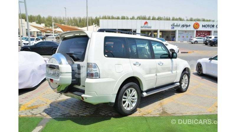 Big with watermark mitsubishi pajero ashanti import dubai 55941