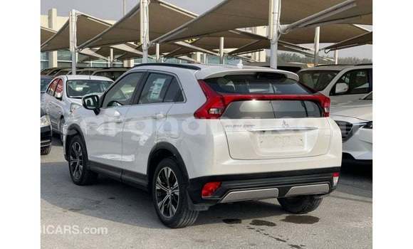 Ra Imported Mitsubishi Eclipse funfun Ọkọ̀ in Import - Dubai ni Ashanti Ra Imported Mitsubishi Eclipse funfun Ọkọ̀ in Import - Dubai ni Ashanti