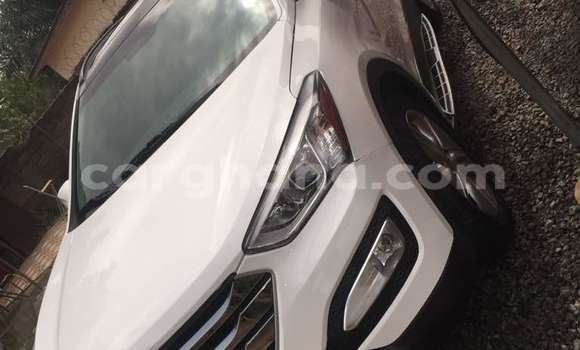 Sayi Na hannu Hyundai Santa Fe White Mota in Accra a Greater Accra Sayi Na hannu Hyundai Santa Fe White Mota in Accra a Greater Accra