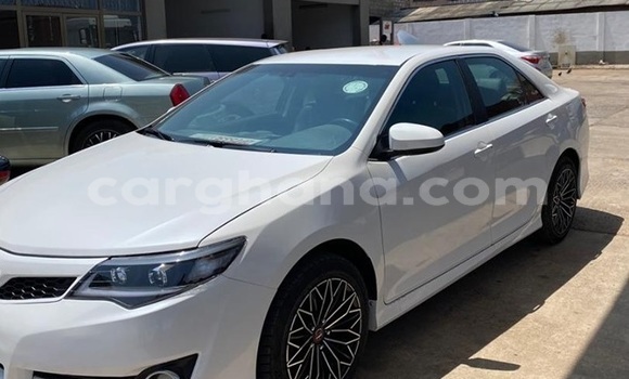Buy Used Toyota Camry White Car in Abetifi in Eastern Buy Used Toyota Camry White Car in Abetifi in Eastern