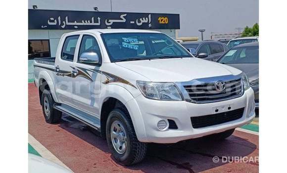 Ra Imported Toyota Hilux funfun Ọkọ̀ in Import - Dubai ni Ashanti Ra Imported Toyota Hilux funfun Ọkọ̀ in Import - Dubai ni Ashanti