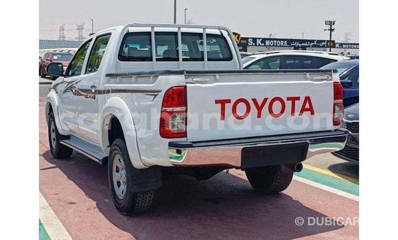 Ra Imported Toyota Hilux funfun Ọkọ̀ in Import - Dubai ni Ashanti Ra Imported Toyota Hilux funfun Ọkọ̀ in Import - Dubai ni Ashanti