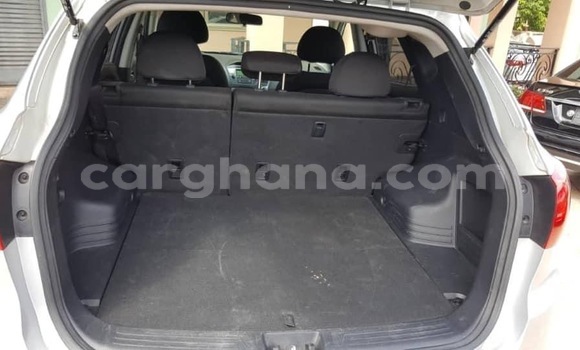 Ra Imported Hyundai Tucson Silver Ọkọ̀ in Sekondi–Takoradi Metropolitan ni Oorun Ra Imported Hyundai Tucson Silver Ọkọ̀ in Sekondi–Takoradi Metropolitan ni Oorun