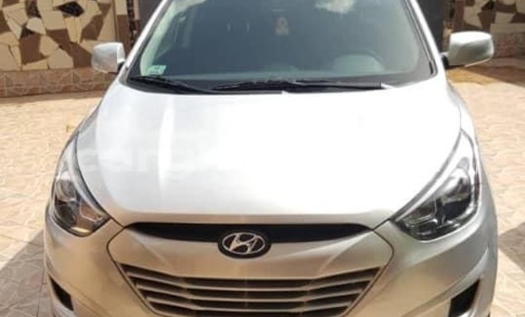 Ra Imported Hyundai Tucson Silver Ọkọ̀ in Sekondi–Takoradi Metropolitan ni Oorun Ra Imported Hyundai Tucson Silver Ọkọ̀ in Sekondi–Takoradi Metropolitan ni Oorun