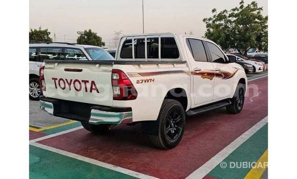 Ra Imported Toyota Hilux funfun Ọkọ̀ in Import - Dubai ni Ashanti Ra Imported Toyota Hilux funfun Ọkọ̀ in Import - Dubai ni Ashanti