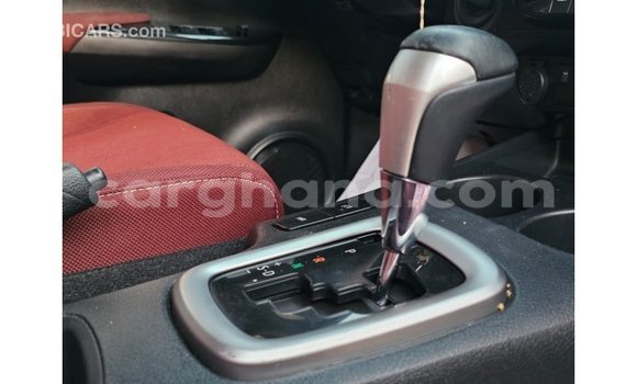 Ra Imported Toyota Hilux funfun Ọkọ̀ in Import - Dubai ni Ashanti Ra Imported Toyota Hilux funfun Ọkọ̀ in Import - Dubai ni Ashanti