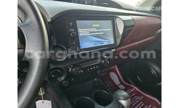 Ra Imported Toyota Hilux funfun Ọkọ̀ in Import - Dubai ni Ashanti Ra Imported Toyota Hilux funfun Ọkọ̀ in Import - Dubai ni Ashanti
