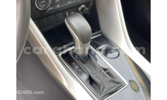 Ra Imported Mitsubishi Eclipse funfun Ọkọ̀ in Import - Dubai ni Ashanti Ra Imported Mitsubishi Eclipse funfun Ọkọ̀ in Import - Dubai ni Ashanti