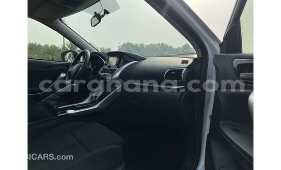 Ra Imported Mitsubishi Eclipse funfun Ọkọ̀ in Import - Dubai ni Ashanti Ra Imported Mitsubishi Eclipse funfun Ọkọ̀ in Import - Dubai ni Ashanti