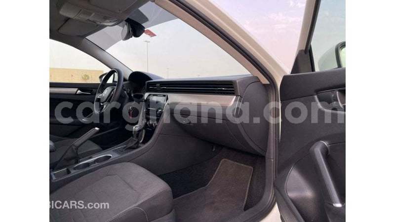 Big with watermark volkswagen passat ashanti import dubai 55979