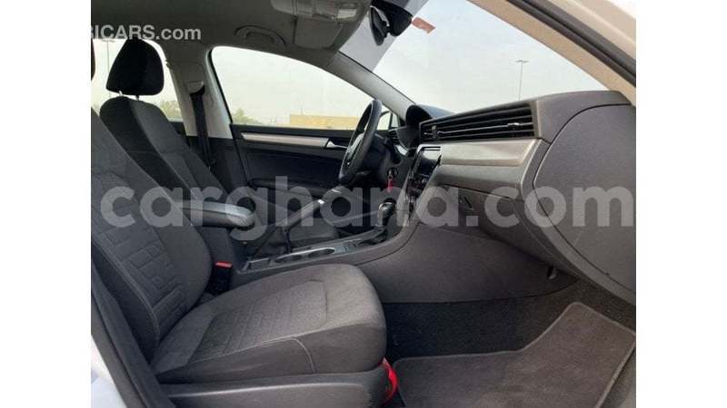 Big with watermark volkswagen passat ashanti import dubai 55979