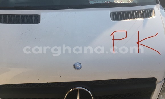 Buy Used Mercedes‒Benz Sprinter White Truck in Accra in Greater Accra