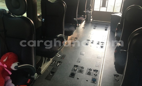 Sayi Na hannu Mercedes‒Benz Sprinter White Babbar mota in Accra a Greater Accra Sayi Na hannu Mercedes‒Benz Sprinter White Babbar mota in Accra a Greater Accra