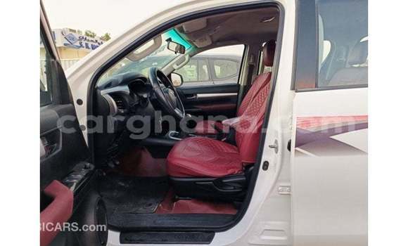 Ra Imported Toyota Hilux funfun Ọkọ̀ in Import - Dubai ni Ashanti Ra Imported Toyota Hilux funfun Ọkọ̀ in Import - Dubai ni Ashanti