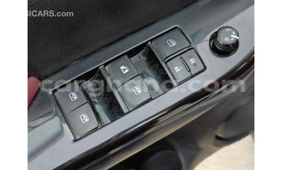 Ra Imported Toyota Hilux funfun Ọkọ̀ in Import - Dubai ni Ashanti Ra Imported Toyota Hilux funfun Ọkọ̀ in Import - Dubai ni Ashanti