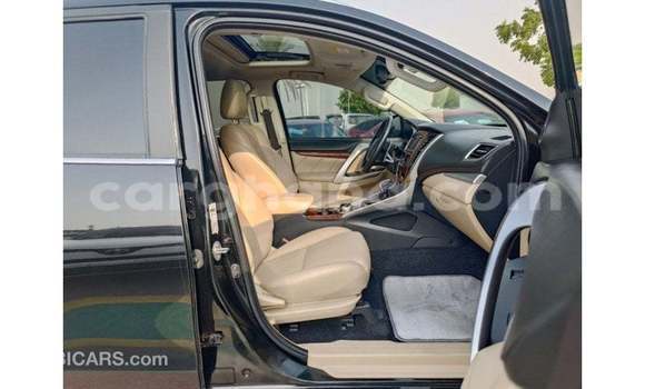Buy Import Mitsubishi Montero Black Car in Import - Dubai in Ashanti Buy Import Mitsubishi Montero Black Car in Import - Dubai in Ashanti