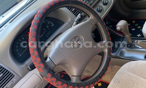 Ra Àlòkù Toyota Camry funfun Ọkọ̀ in Sekondi–Takoradi Metropolitan ni Oorun Ra Àlòkù Toyota Camry funfun Ọkọ̀ in Sekondi–Takoradi Metropolitan ni Oorun