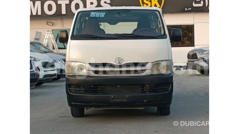 Big with watermark toyota hiace ashanti import dubai 55998