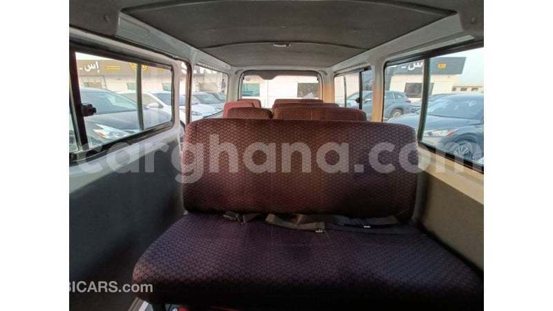 Big with watermark toyota hiace ashanti import dubai 55998