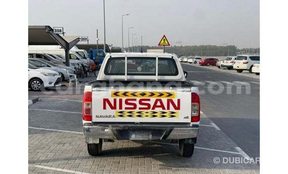 Ra Imported Nissan Navara funfun Ọkọ̀ in Import - Dubai ni Ashanti Ra Imported Nissan Navara funfun Ọkọ̀ in Import - Dubai ni Ashanti
