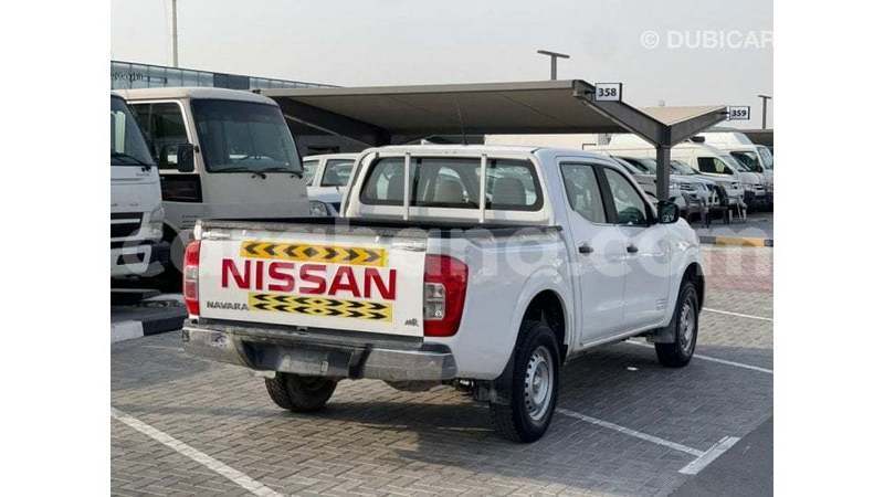 Big with watermark nissan navara ashanti import dubai 56000