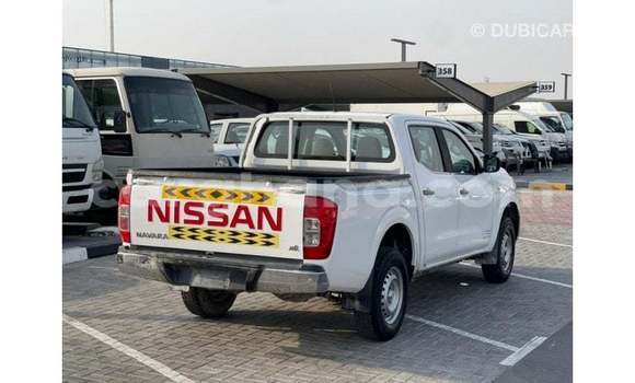Ra Imported Nissan Navara funfun Ọkọ̀ in Import - Dubai ni Ashanti Ra Imported Nissan Navara funfun Ọkọ̀ in Import - Dubai ni Ashanti