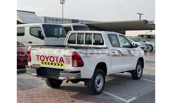 Ra Imported Toyota Hilux funfun Ọkọ̀ in Import - Dubai ni Ashanti Ra Imported Toyota Hilux funfun Ọkọ̀ in Import - Dubai ni Ashanti