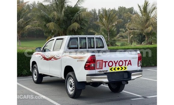 Ra Imported Toyota Hilux funfun Ọkọ̀ in Import - Dubai ni Ashanti Ra Imported Toyota Hilux funfun Ọkọ̀ in Import - Dubai ni Ashanti