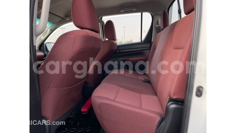 Big with watermark toyota hilux ashanti import dubai 56004