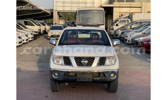 Buy Import Nissan Navara White Car in Import - Dubai in Ashanti Buy Import Nissan Navara White Car in Import - Dubai in Ashanti