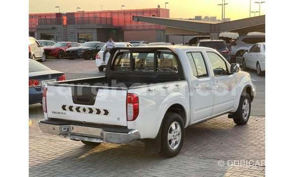 Buy Import Nissan Navara White Car in Import - Dubai in Ashanti Buy Import Nissan Navara White Car in Import - Dubai in Ashanti
