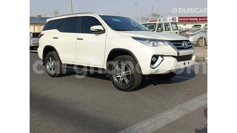 Big with watermark toyota fortuner ashanti import dubai 56006