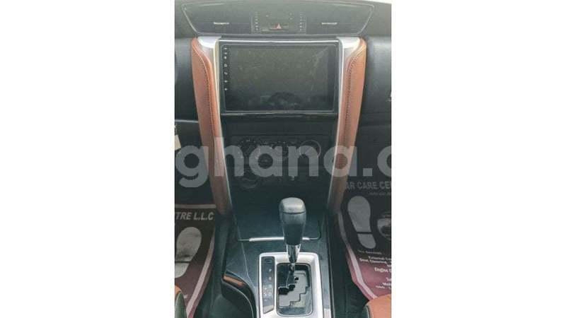 Big with watermark toyota fortuner ashanti import dubai 56006