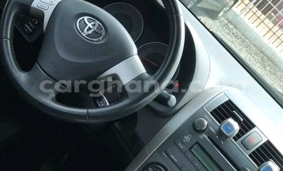 Sayi Na hannu Toyota Corolla White Mota in Tema a Greater Accra Sayi Na hannu Toyota Corolla White Mota in Tema a Greater Accra