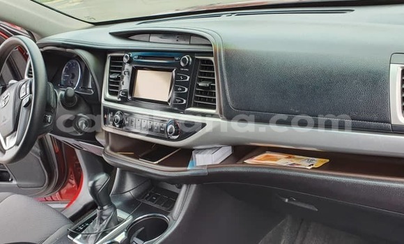 Buy Used Toyota Highlander Red Car in Sekondi–Takoradi Metropolitan in Western Buy Used Toyota Highlander Red Car in Sekondi–Takoradi Metropolitan in Western