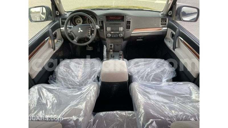 Big with watermark mitsubishi pajero ashanti import dubai 56012