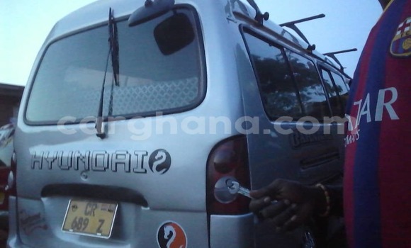 Buy Used Hyundai Grace Silver Car in Kumasi in Ashanti Buy Used Hyundai Grace Silver Car in Kumasi in Ashanti