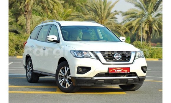 Ra Imported Nissan Pathfinder funfun Ọkọ̀ in Import - Dubai ni Ashanti Ra Imported Nissan Pathfinder funfun Ọkọ̀ in Import - Dubai ni Ashanti