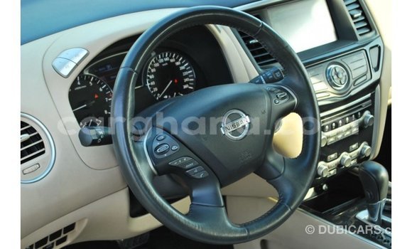 Ra Imported Nissan Pathfinder funfun Ọkọ̀ in Import - Dubai ni Ashanti Ra Imported Nissan Pathfinder funfun Ọkọ̀ in Import - Dubai ni Ashanti