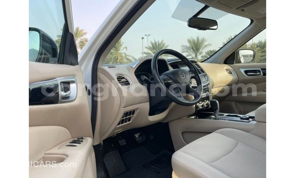 Ra Imported Nissan Pathfinder funfun Ọkọ̀ in Import - Dubai ni Ashanti Ra Imported Nissan Pathfinder funfun Ọkọ̀ in Import - Dubai ni Ashanti