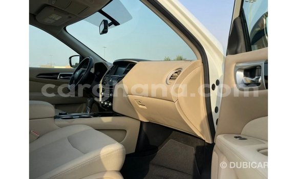 Ra Imported Nissan Pathfinder funfun Ọkọ̀ in Import - Dubai ni Ashanti Ra Imported Nissan Pathfinder funfun Ọkọ̀ in Import - Dubai ni Ashanti