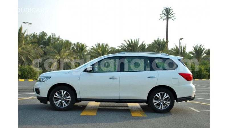 Big with watermark nissan pathfinder ashanti import dubai 56017