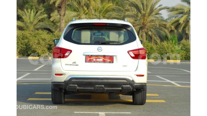 Big with watermark nissan pathfinder ashanti import dubai 56017