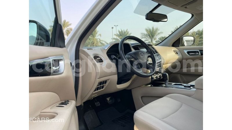 Big with watermark nissan pathfinder ashanti import dubai 56017