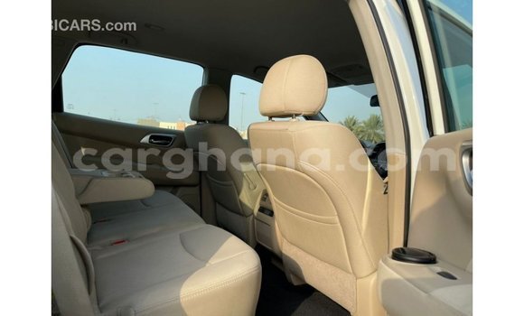 Sayi Imported Nissan Pathfinder White Mota in Import - Dubai a Ashanti Sayi Imported Nissan Pathfinder White Mota in Import - Dubai a Ashanti