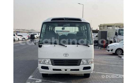 Ra Imported Toyota Coaster funfun Ọkọ̀ in Import - Dubai ni Ashanti Ra Imported Toyota Coaster funfun Ọkọ̀ in Import - Dubai ni Ashanti