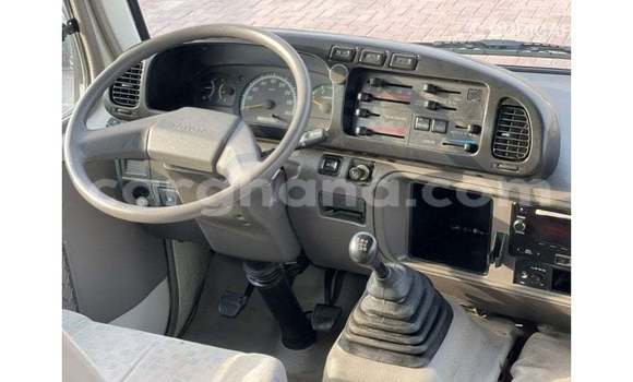 Ra Imported Toyota Coaster funfun Ọkọ̀ in Import - Dubai ni Ashanti Ra Imported Toyota Coaster funfun Ọkọ̀ in Import - Dubai ni Ashanti