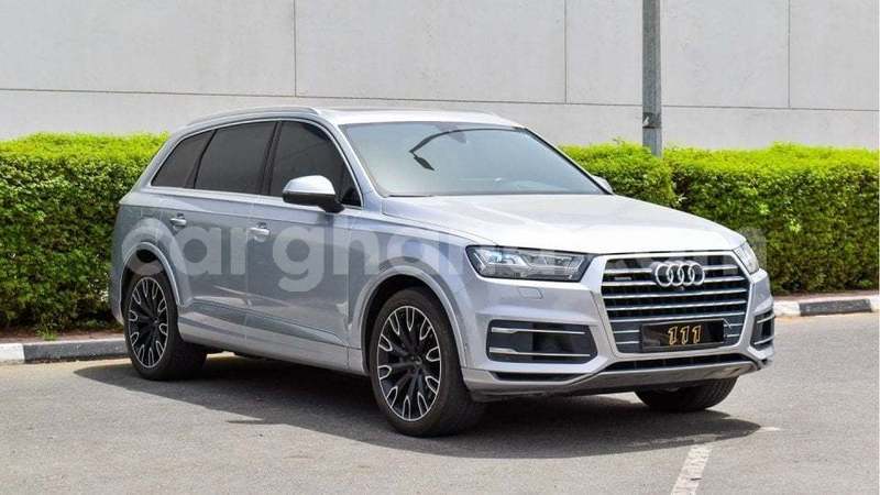 Big with watermark audi q7 ashanti import dubai 56025